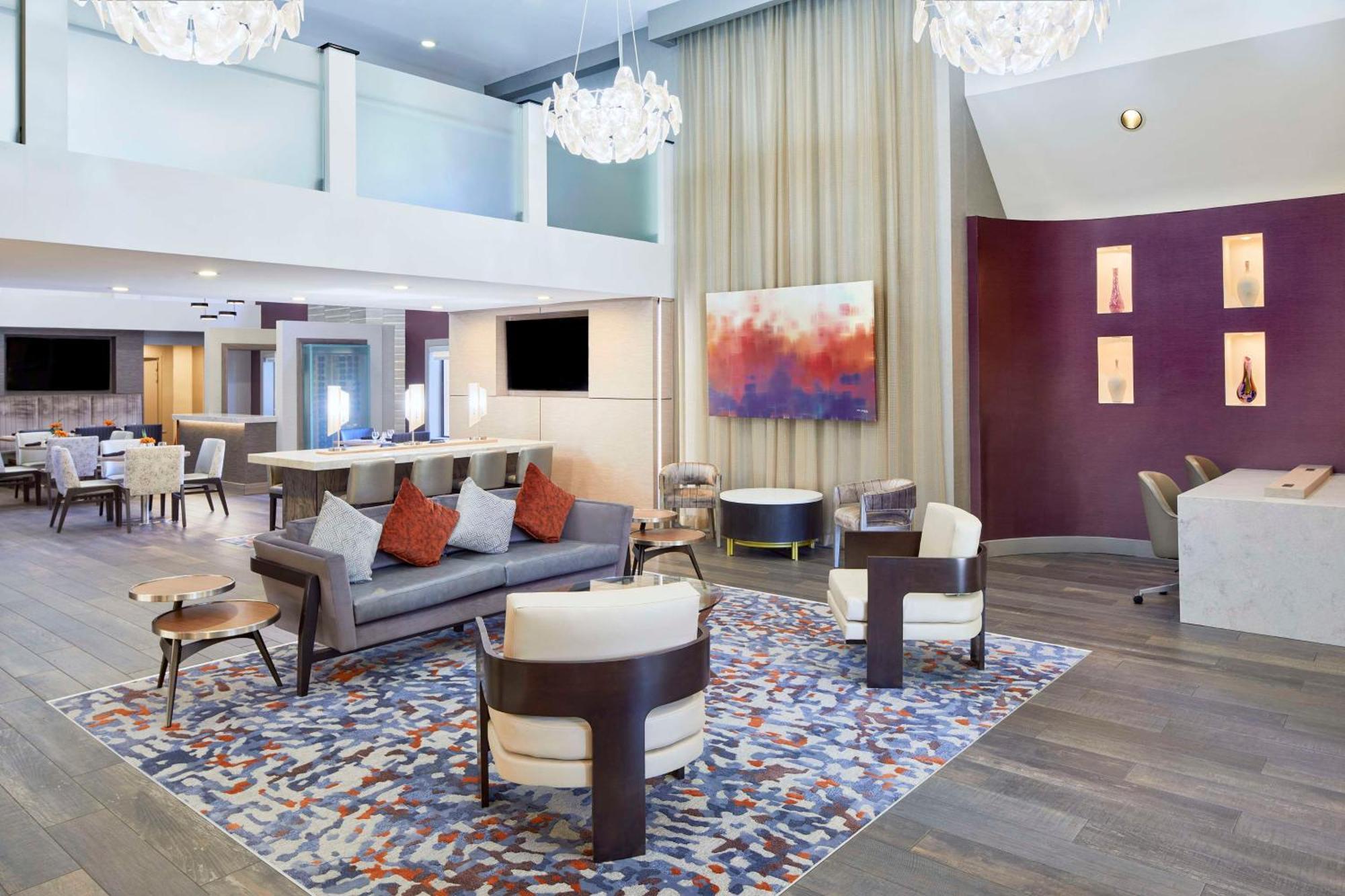 Doubletree By Hilton Atlanta Alpharetta-Windward Hotel Exterior photo
