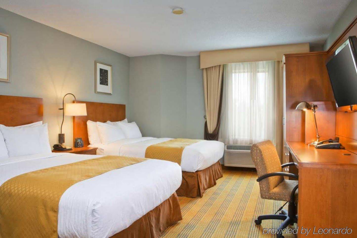 Doubletree By Hilton Atlanta Alpharetta-Windward Hotel Exterior photo